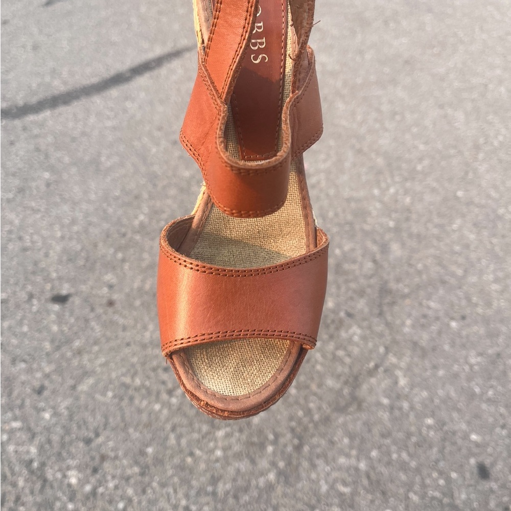 Stylish Tan Leather Wedges